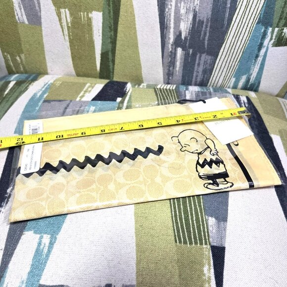 Coach x Peanuts Signature Charlie Brown Print Bandana In Hay Black Iconic - Picture 4 of 9